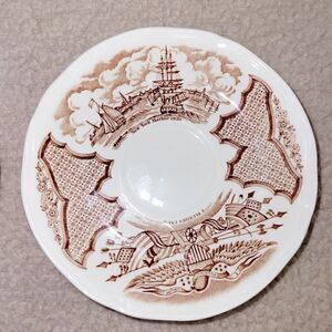 Alfred Meakin Fair Winds saucers set of 7. ^